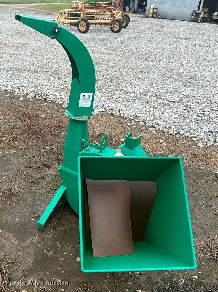 image for item ML9062 Wood chipper