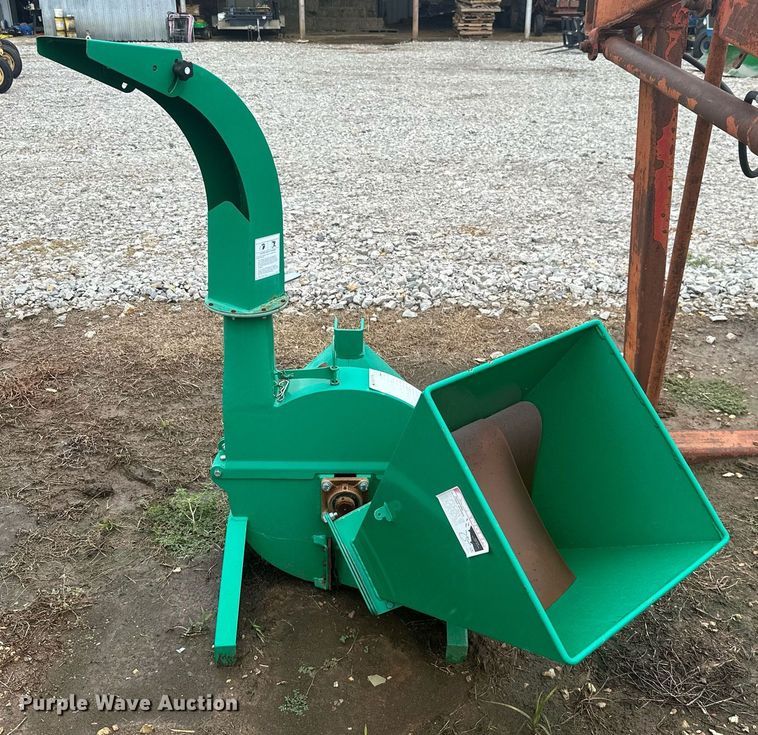 image for item ML9062 Wood chipper