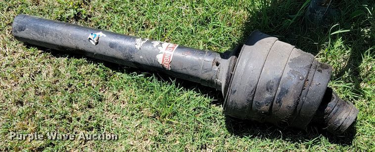 image for item ML9064 1991 John Deere 435  round baler