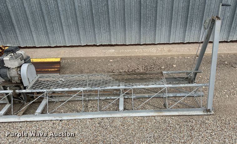 image for item NM9373 Tools