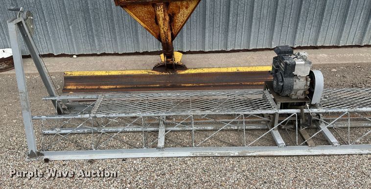 image for item NM9373 Tools