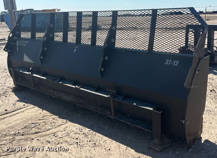 image for item NM9391 Leon's M2530  12'W dozer blade