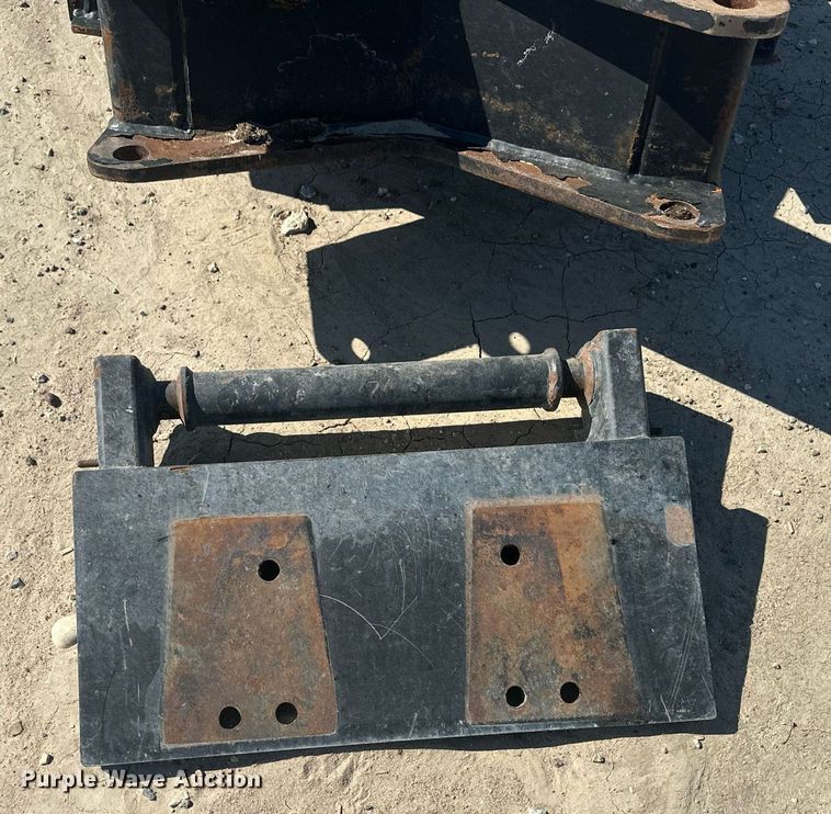 image for item NM9391 Leon's M2530  12'W dozer blade