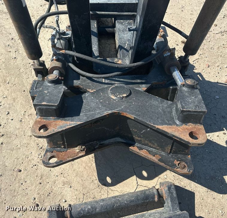 image for item NM9391 Leon's M2530  12'W dozer blade