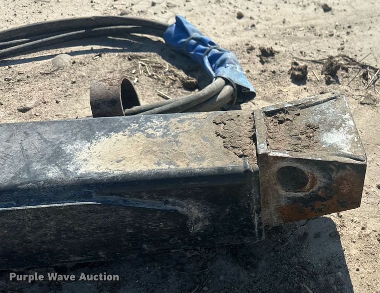 image for item NM9391 Leon's M2530  12'W dozer blade