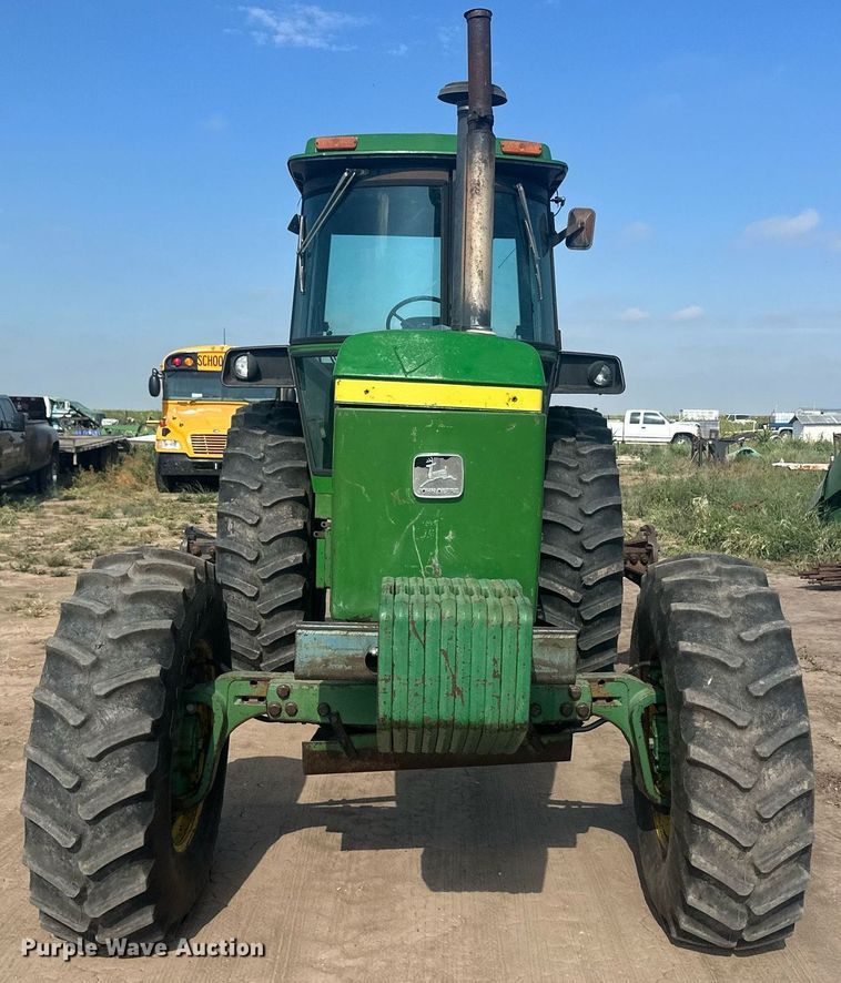 image for item NM9452 1976 John Deere 4630  HFWD tractor