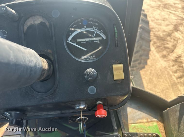 image for item NM9452 1976 John Deere 4630  HFWD tractor