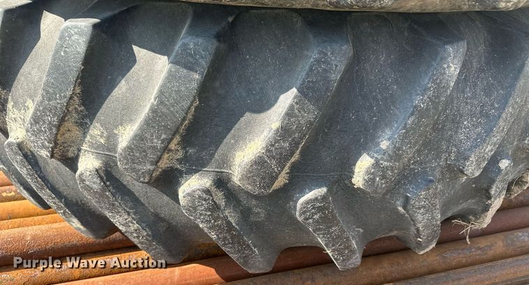 image for item NM9452 1976 John Deere 4630  HFWD tractor