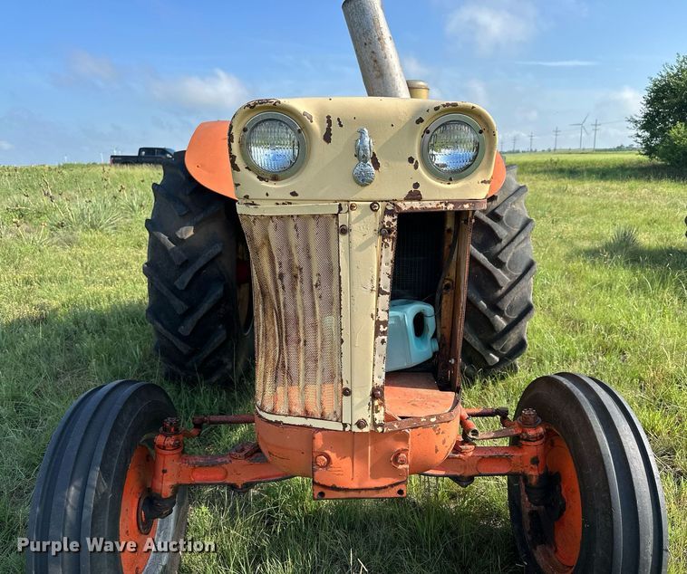 image for item NP9864 1961 Case 930  Tractor