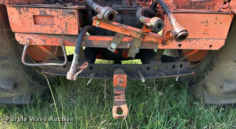 image for item NP9864 1961 Case 930  Tractor