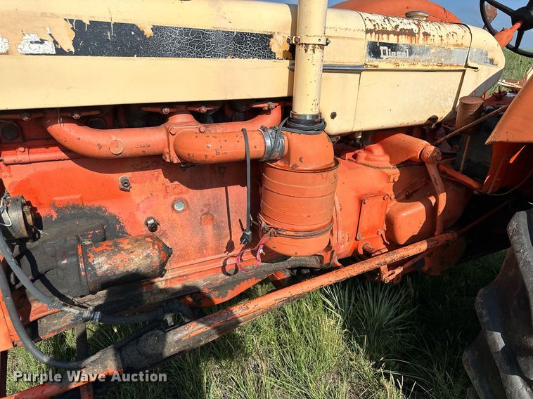 image for item NP9864 1961 Case 930  Tractor