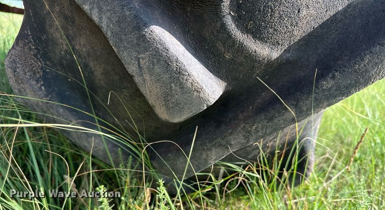 image for item NP9864 1961 Case 930  Tractor