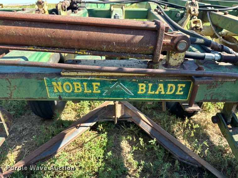 image for item NP9895 Noble Flex King  sweep plow