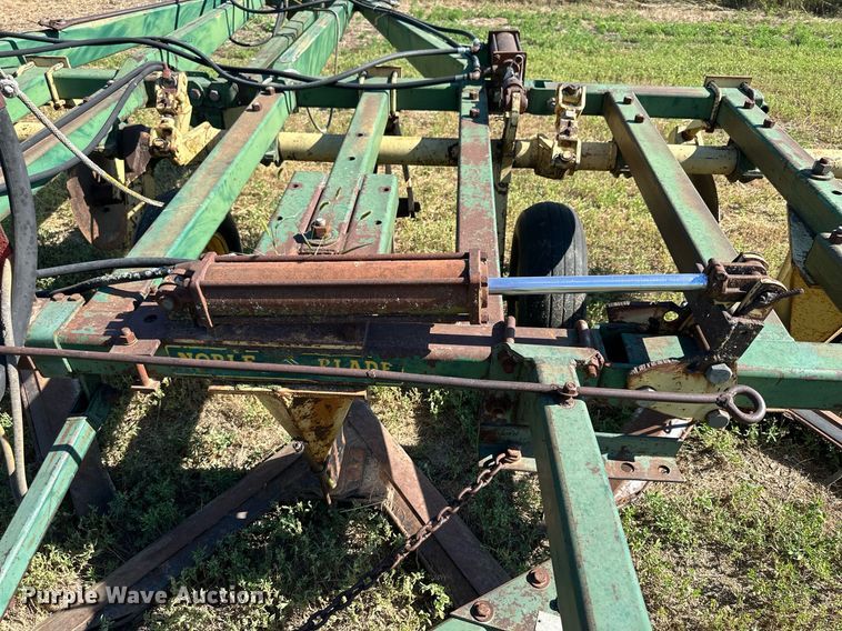 image for item NP9895 Noble Flex King  sweep plow