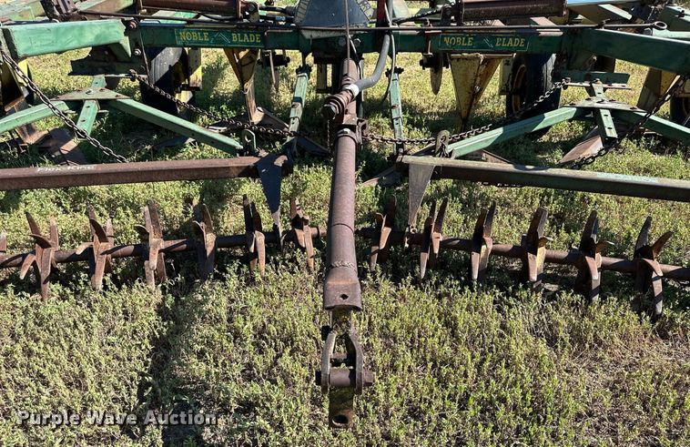 image for item NP9895 Noble Flex King  sweep plow