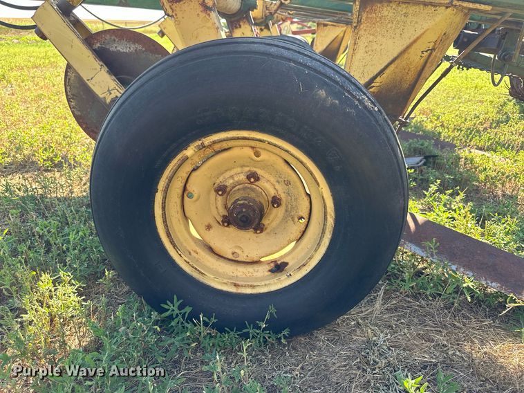 image for item NP9895 Noble Flex King  sweep plow