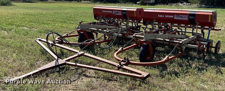 image for item NP9897 Lillston Melron 284  grain drill