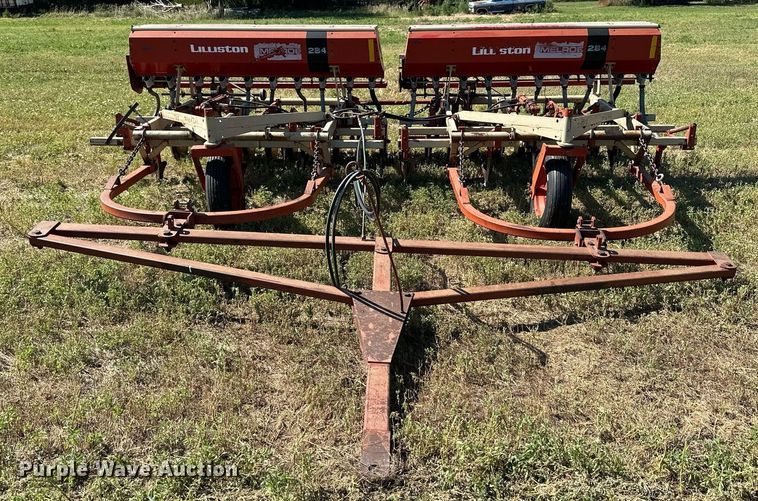 image for item NP9897 Lillston Melron 284  grain drill