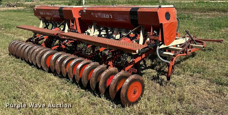 image for item NP9897 Lillston Melron 284  grain drill