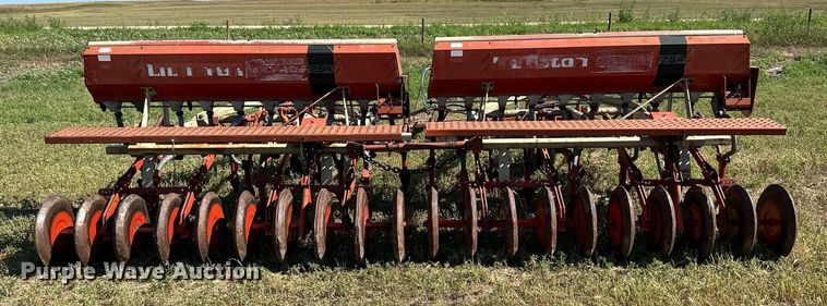 image for item NP9897 Lillston Melron 284  grain drill