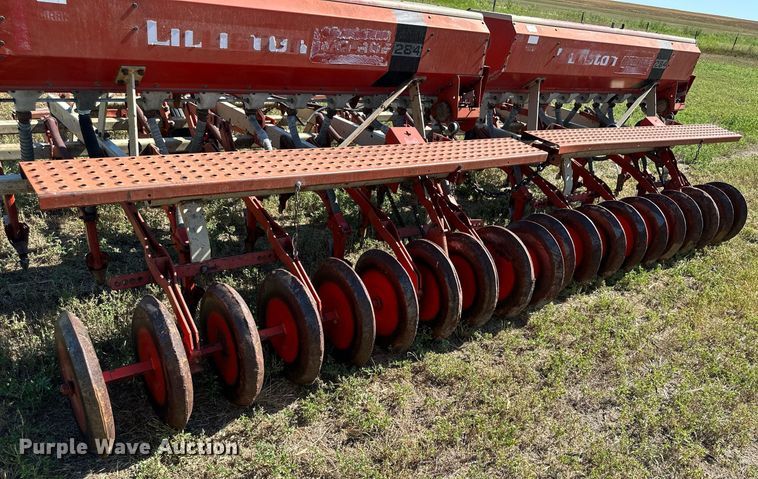 image for item NP9897 Lillston Melron 284  grain drill