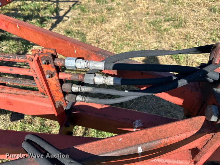 image for item NP9899 Sunflower 5331-32  field cultivator