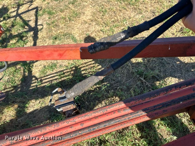 image for item NP9899 Sunflower 5331-32  field cultivator