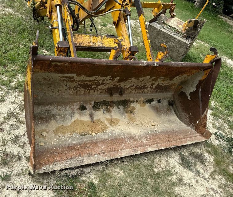 image for item NP9920 1974 Case 480B  industrial tractor