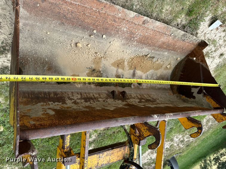 image for item NP9920 1974 Case 480B  industrial tractor