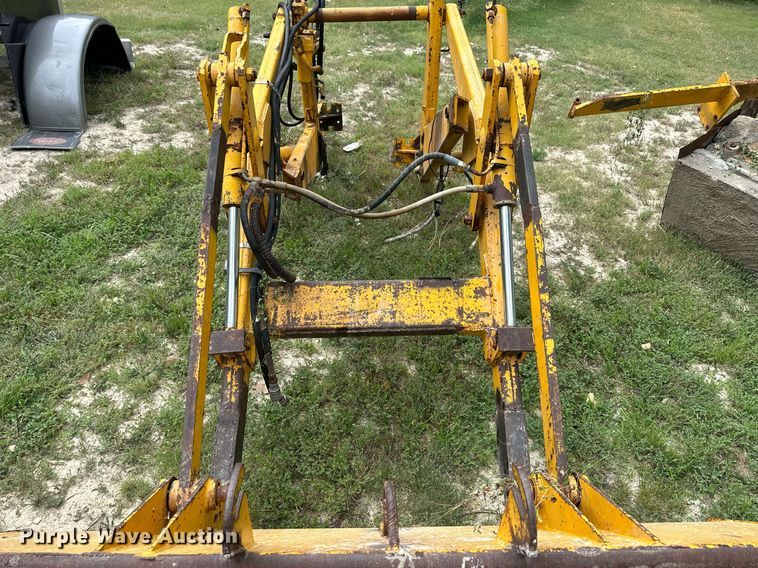 image for item NP9920 1974 Case 480B  industrial tractor