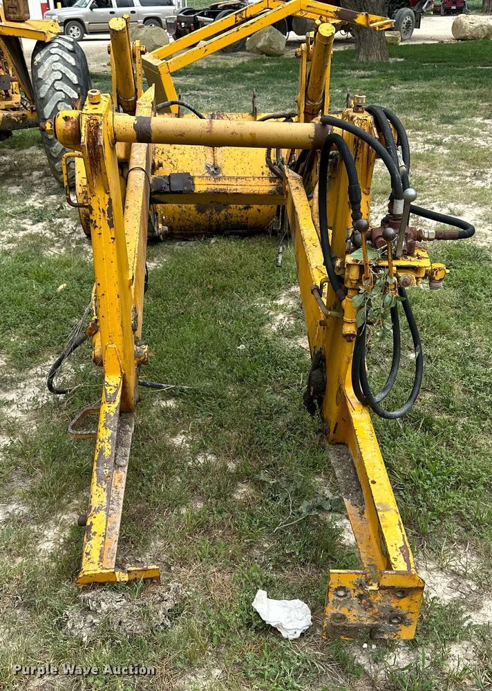 image for item NP9920 1974 Case 480B  industrial tractor