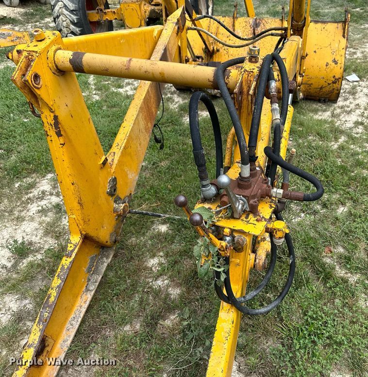 image for item NP9920 1974 Case 480B  industrial tractor