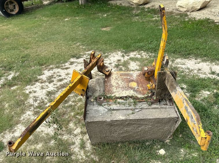 image for item NP9920 1974 Case 480B  industrial tractor