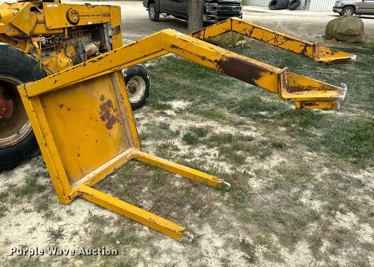 image for item NP9920 1974 Case 480B  industrial tractor