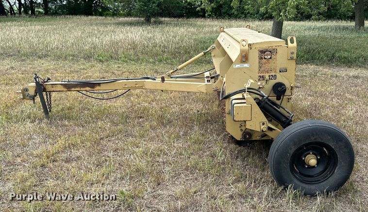 image for item NP9925 Land Pride PS25120  seeder