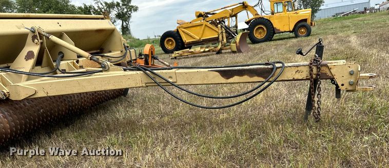 image for item NP9925 Land Pride PS25120  seeder