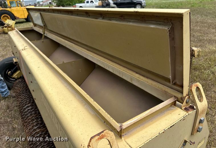 image for item NP9925 Land Pride PS25120  seeder