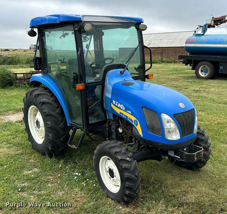 image for item NP9930 2009 New Holland Boomer 4060  MFWD tractor