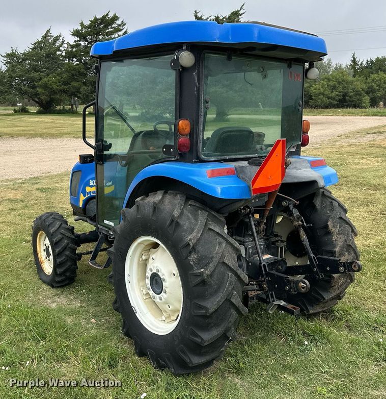image for item NP9930 2009 New Holland Boomer 4060  MFWD tractor