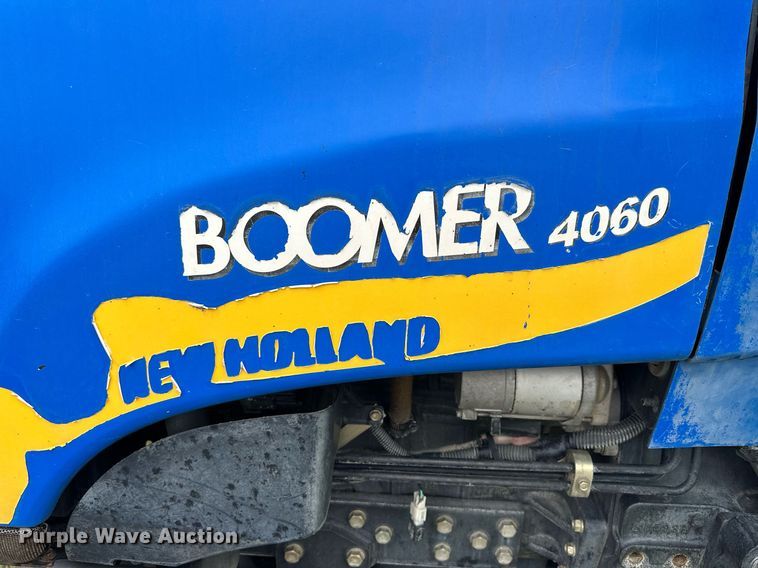 image for item NP9930 2009 New Holland Boomer 4060  MFWD tractor
