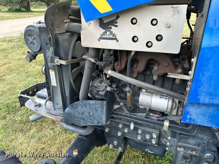 image for item NP9930 2009 New Holland Boomer 4060  MFWD tractor