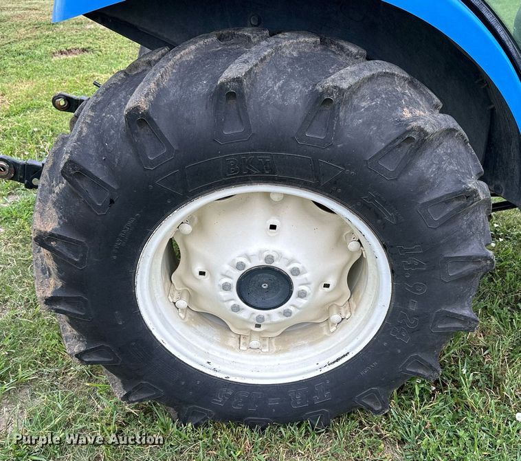 image for item NP9930 2009 New Holland Boomer 4060  MFWD tractor
