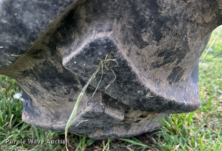 image for item NP9930 2009 New Holland Boomer 4060  MFWD tractor