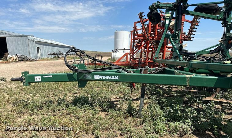 image for item NP9934 Orthman Fallowmaster  field cultivator