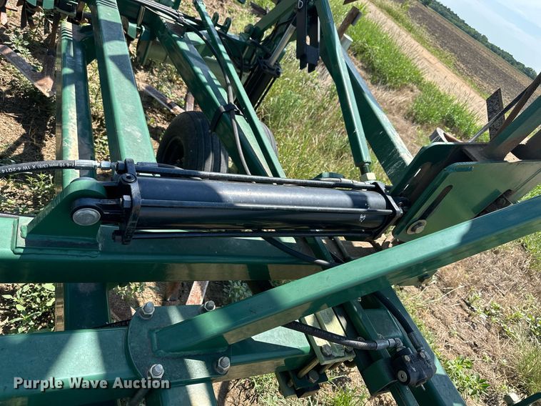 image for item NP9934 Orthman Fallowmaster  field cultivator