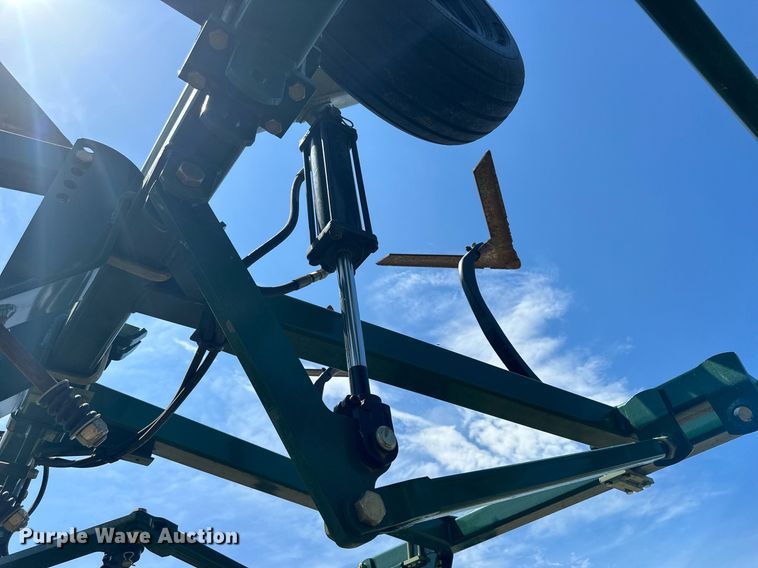 image for item NP9934 Orthman Fallowmaster  field cultivator