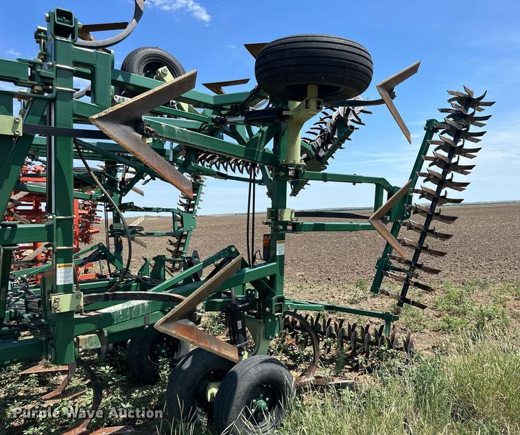 image for item NP9934 Orthman Fallowmaster  field cultivator