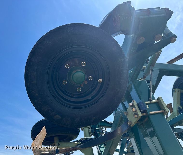 image for item NP9934 Orthman Fallowmaster  field cultivator