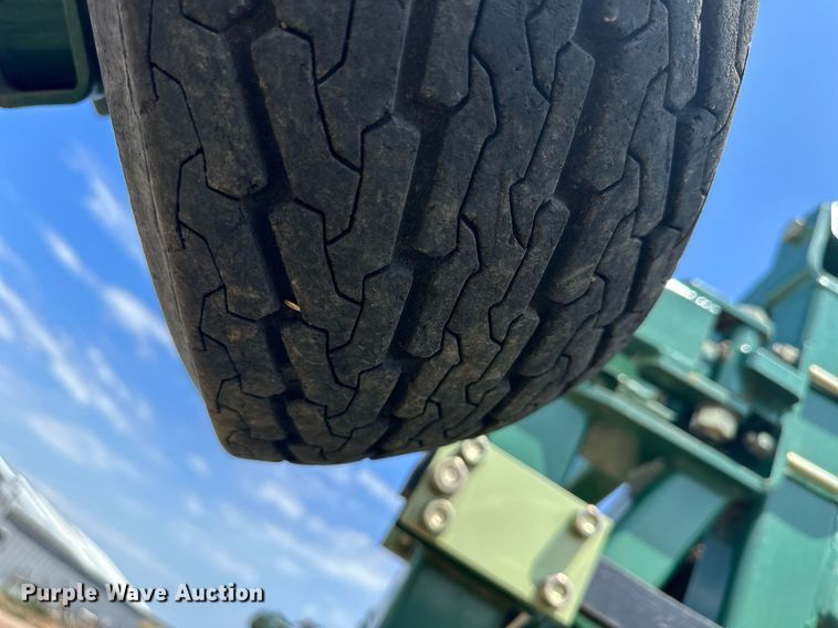 image for item NP9934 Orthman Fallowmaster  field cultivator