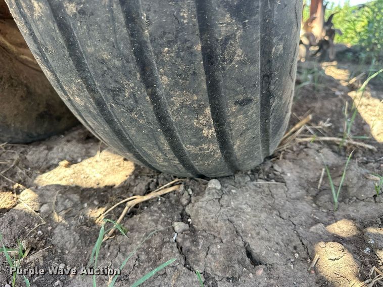 image for item NP9935 Richardson  mulch treader picker